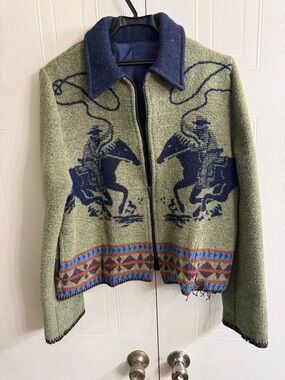 Vintage-Inspired Wool Zip Jacket with Cowboy Motif - Green & Navy